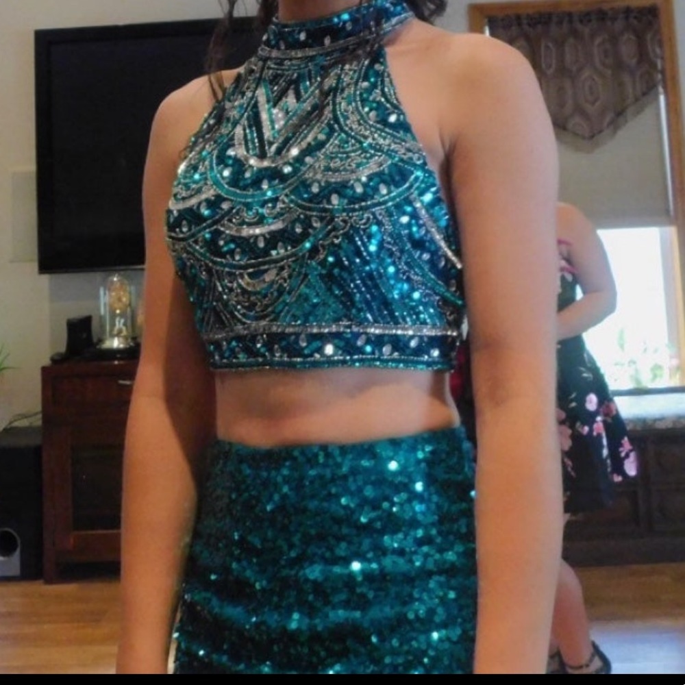 Homecoming/formal dress